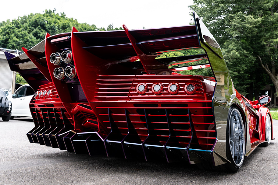 写真:和製スーパーカー フラッグシップ・モデル「BEAST(ビースト)」