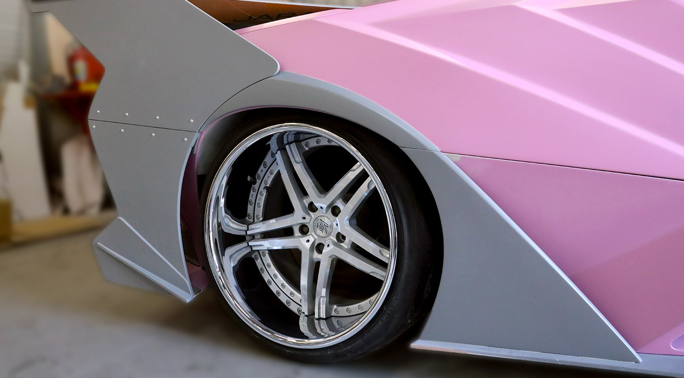 写真:開発中の和製スーパーカー